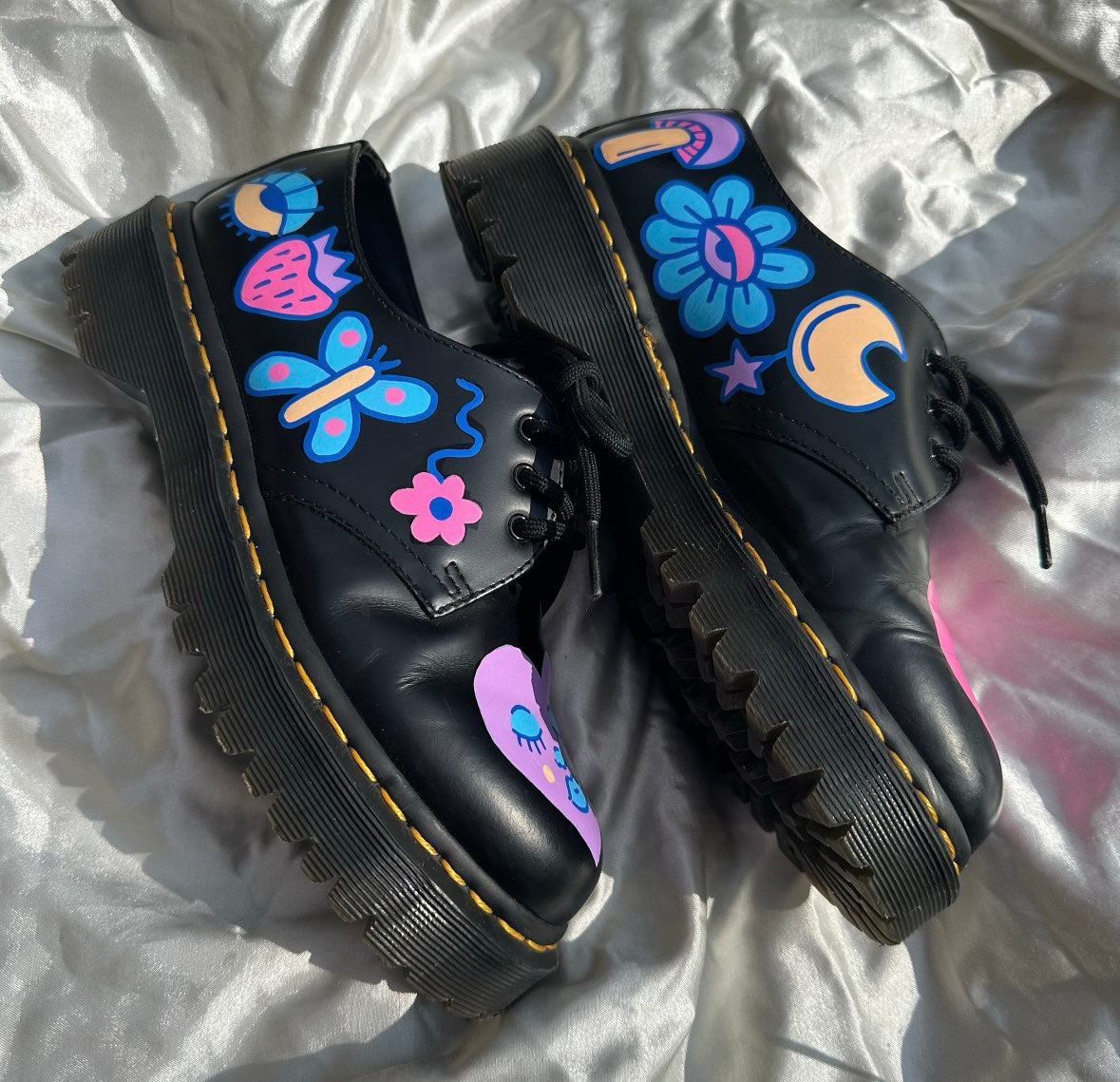 painted docs size 7