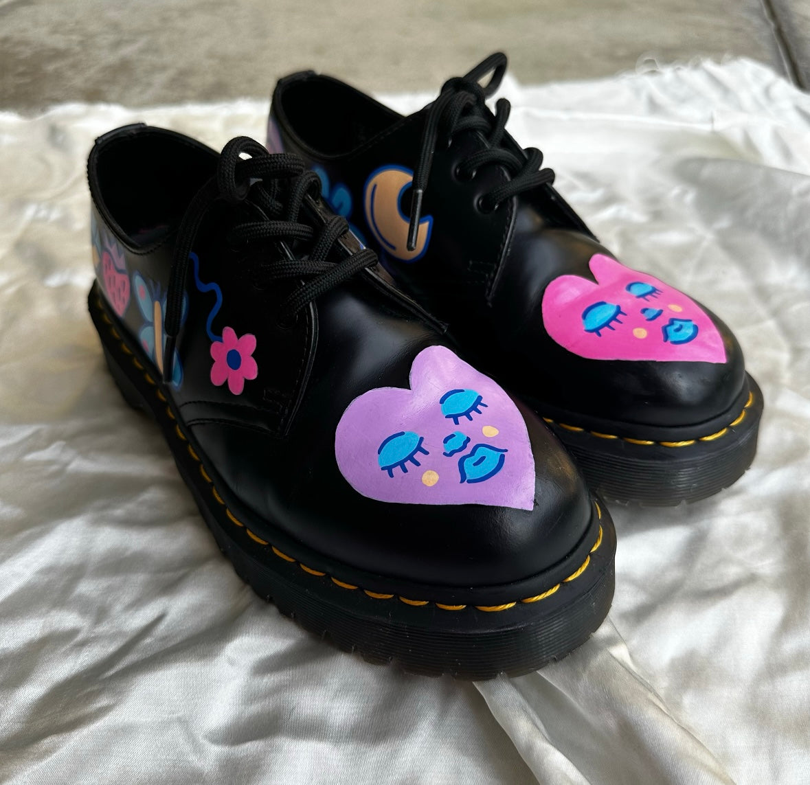 painted docs size 7