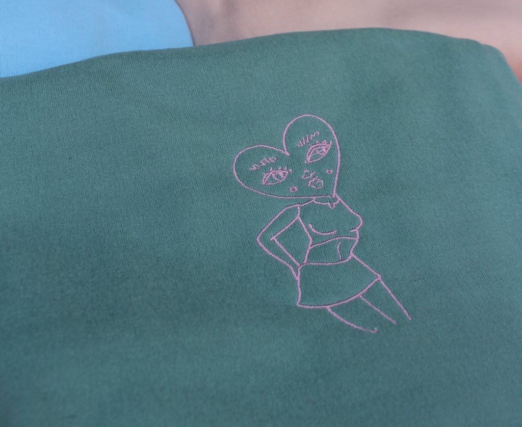 heart bb sweatshirts