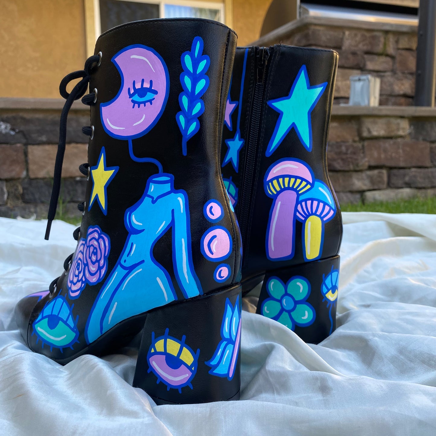 painted boots 6.5/7