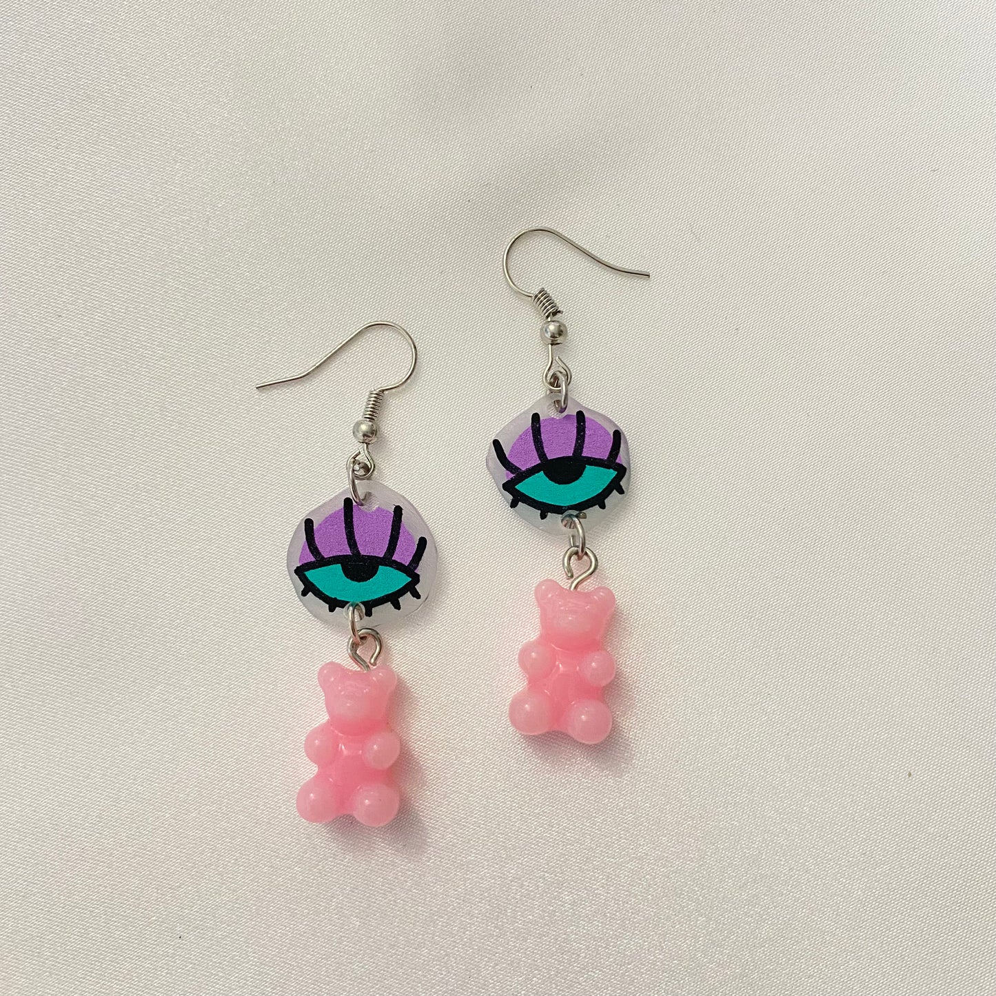 eye gummy earrings