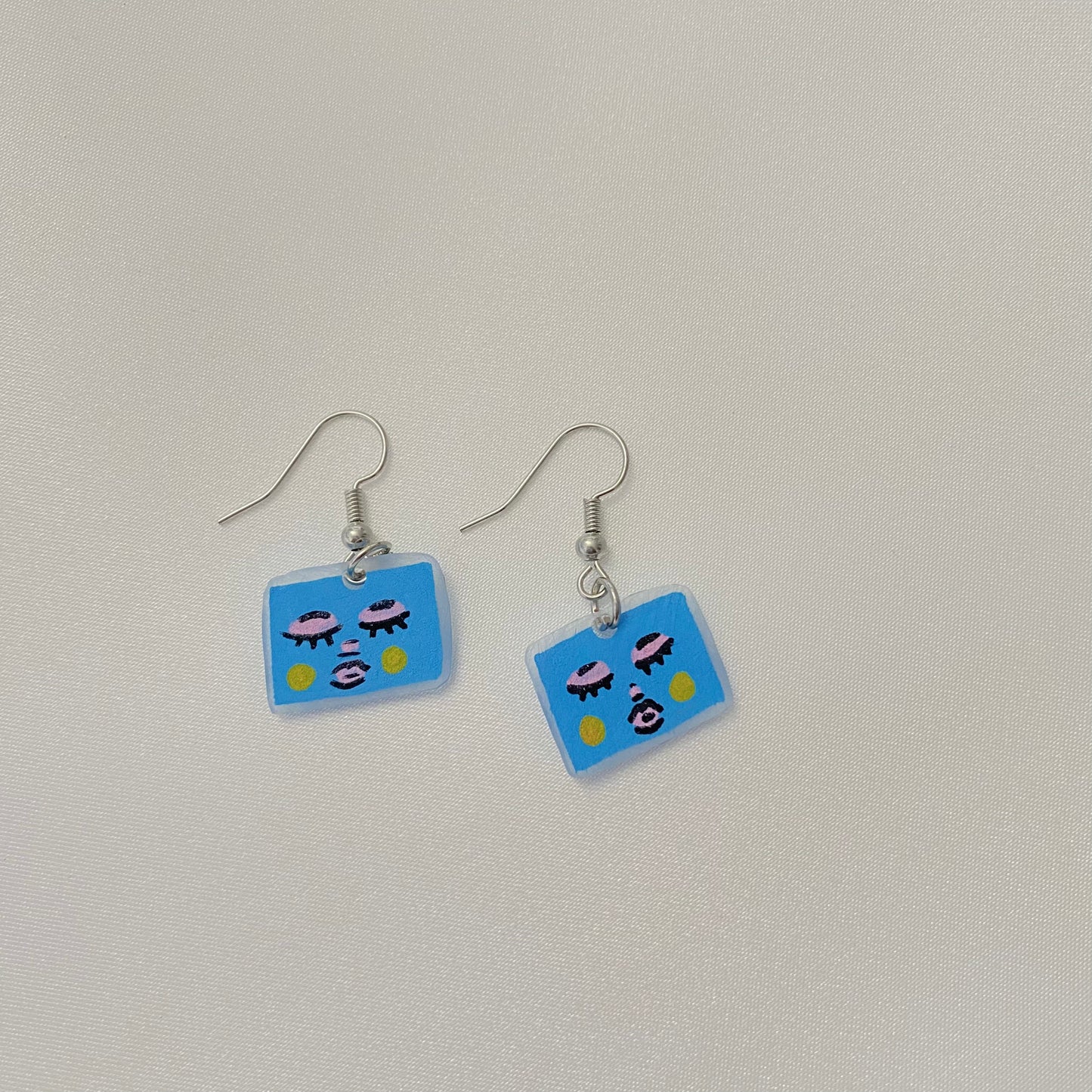 square blue cutie earrings