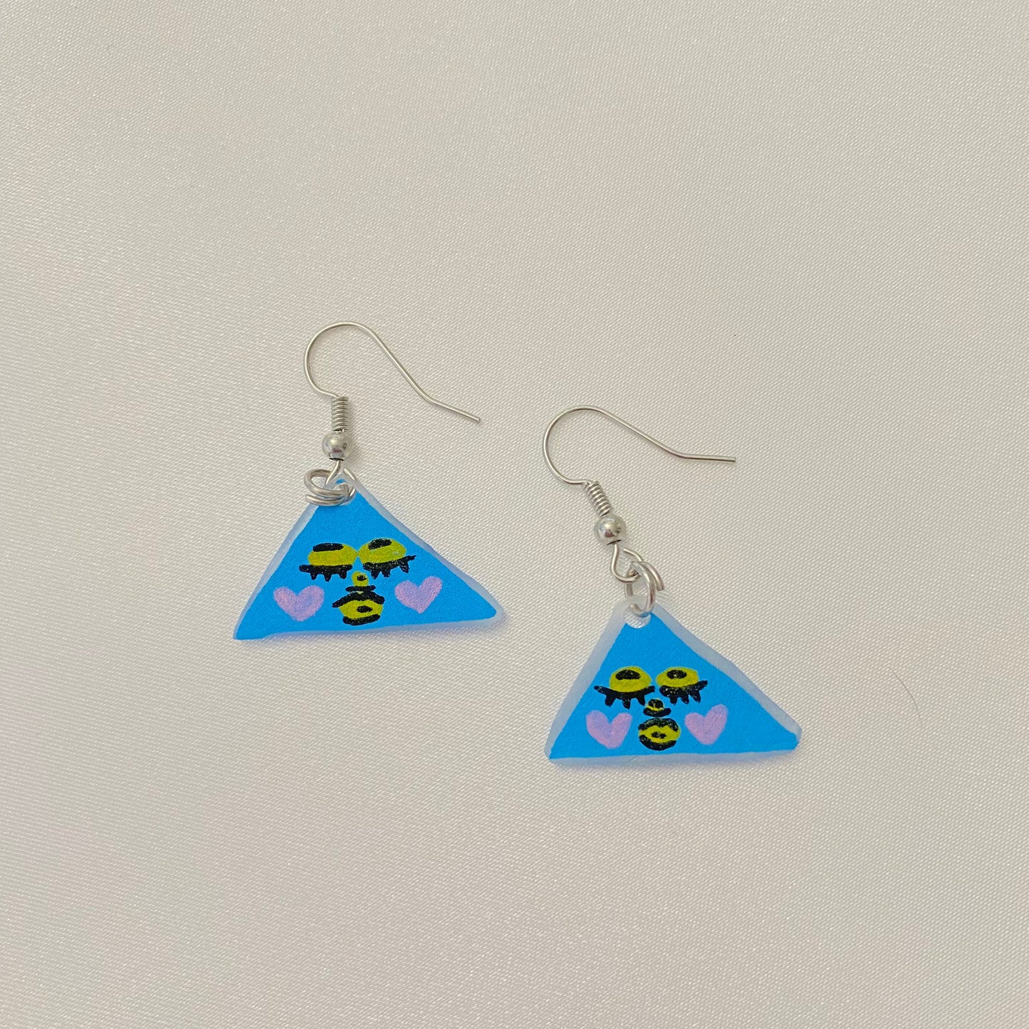 triangle cutie earrings