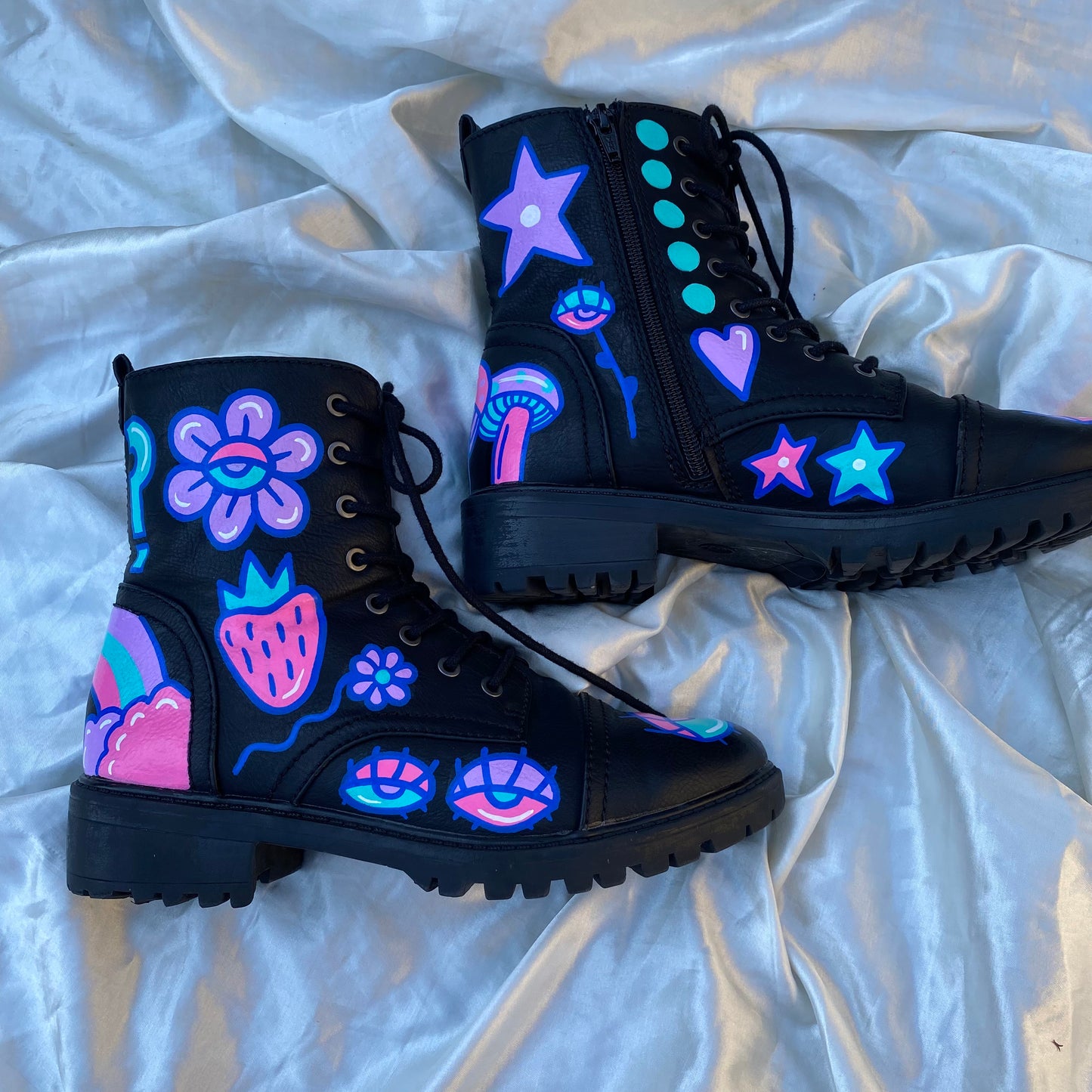 painted boots 8/8.5